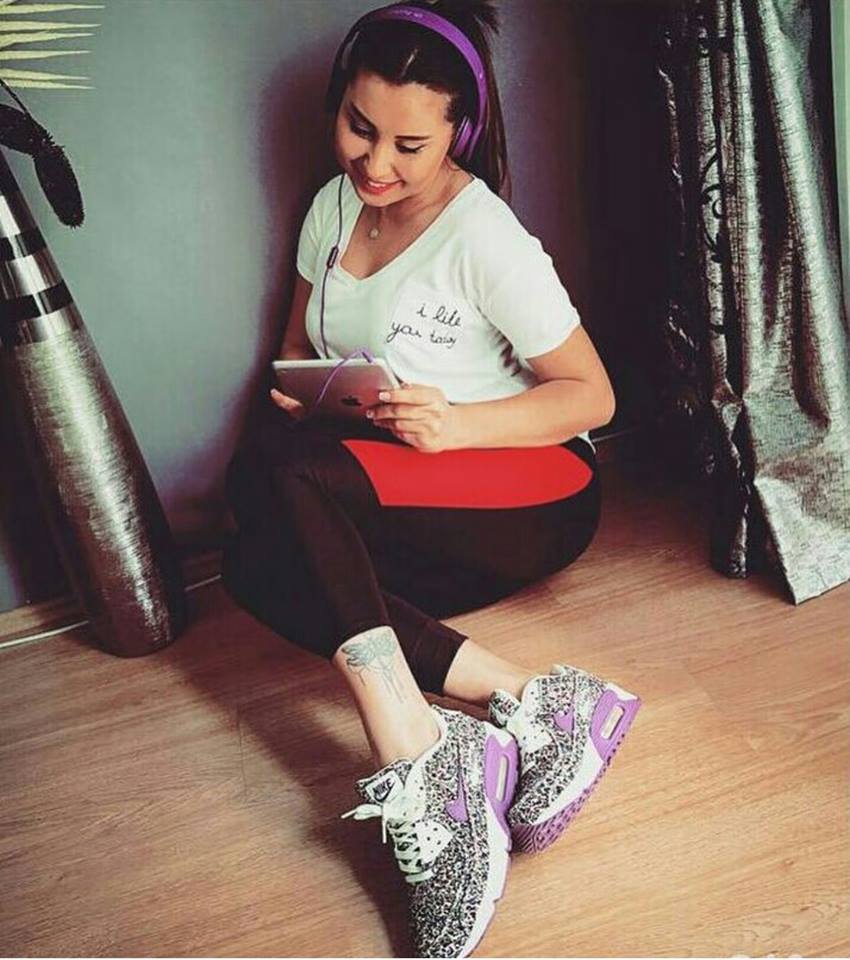 denizkirman1's tweet photo. ben yoruldum ama devam herşey onun için Ceyda Gelsin https://t.co/SsI5Pds86V