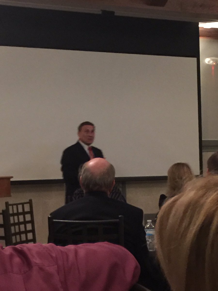 ICstaffing's tweet photo. Congressman Mica speaking at the Seminole Tech meet up #Seminoletech #technology https://t.co/5SSxxEdZpr