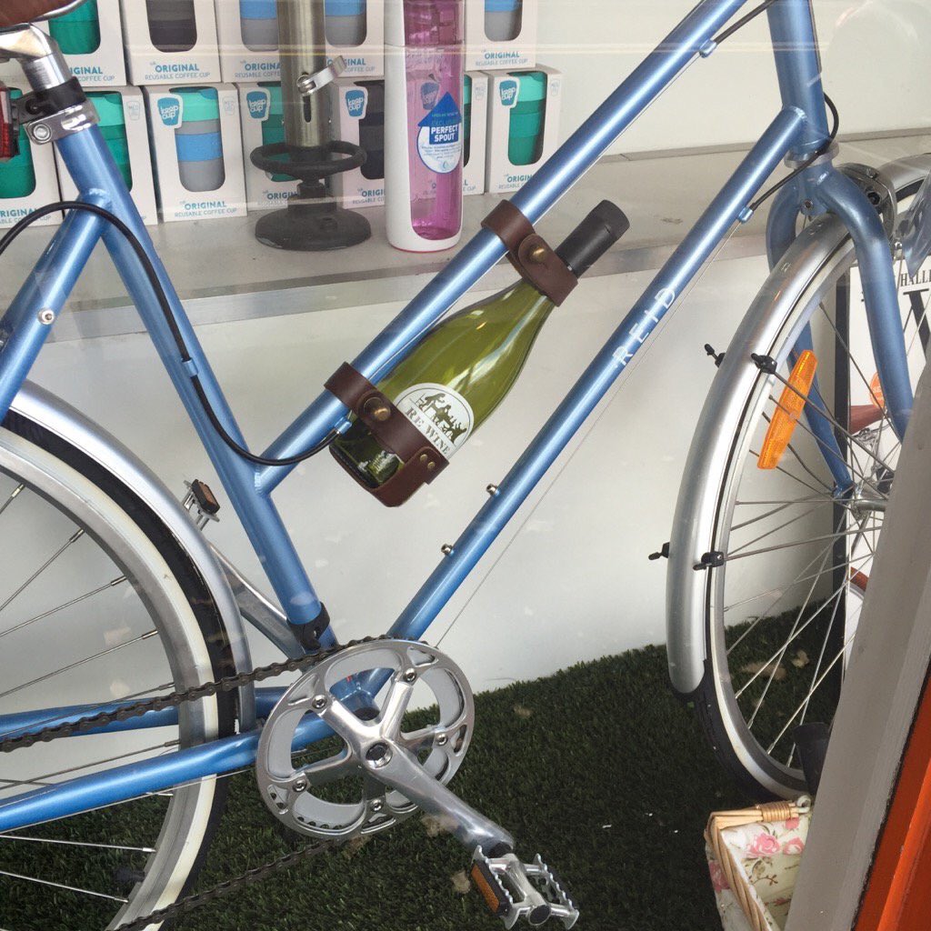 DemiCassiani's tweet photo. Essential #bike accessory via @DariusCheesman | #wine @winewankers @JMiquelWine @MacCocktail @tinastullracing https://t.co/3KtZZcd7bq