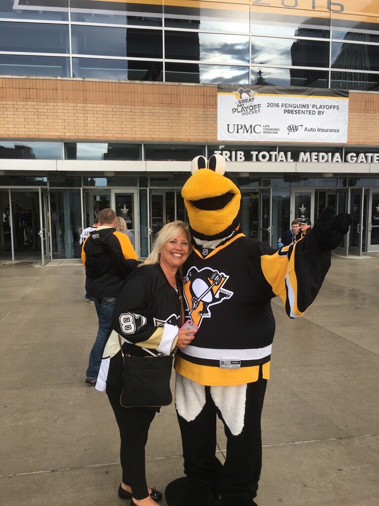 jordandiesel's tweet photo. Let's Gooo #pens #PensCaps 🐧💛 https://t.co/nnEPh1JpnS
