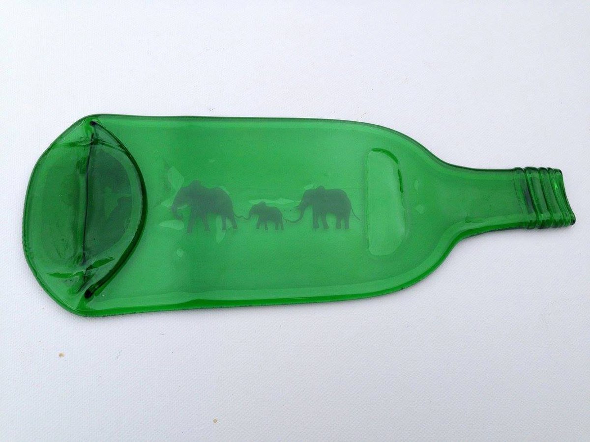 Funkifusion's tweet image. Elephant, Flat Bottle, Elephant Family, Elephant Design, Hostess Gift, Sp… etsy.me/1M1Z8X7 #Etsy #FlatBottle