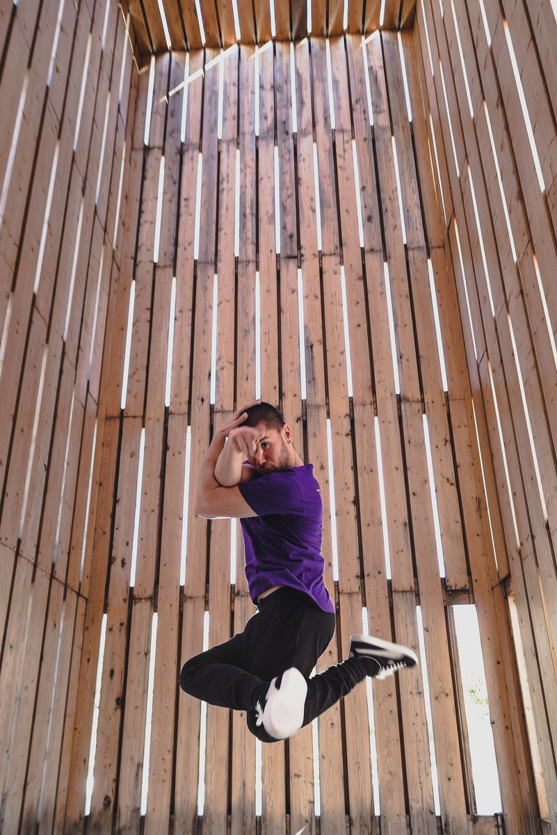 AlejandroTDance's tweet photo. @PUMA @antena3com @TopDance #TopDance https://t.co/DrUVo1RXZ7