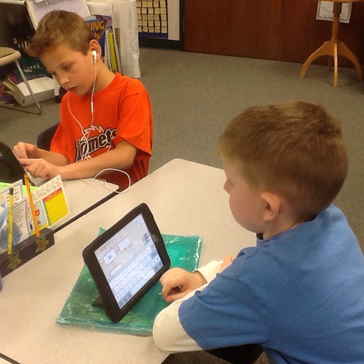 HuffmanJena's tweet photo. After reading Being a Good Citizen on Big Universe, these awesome readers are creating Popplets about Good Citizens. https://t.co/1VrpzLvti5
