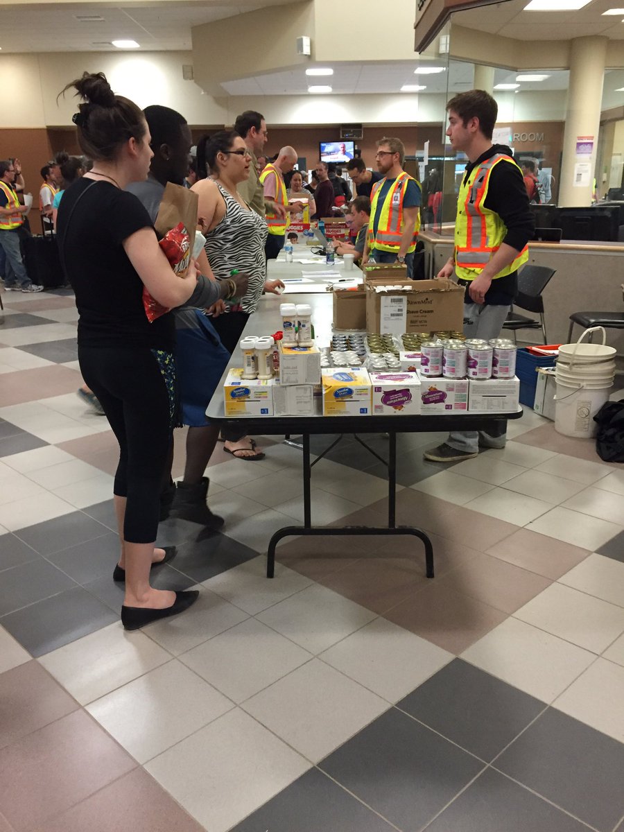YMMSarah's tweet photo. Supplies have arrived at Firebag #ymmfire https://t.co/CPXJZC7Kq5