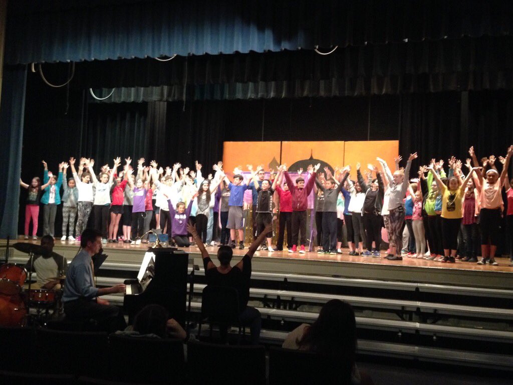 ScotteSMS's tweet photo. Suffern's got talent @SuffernMS Don't miss the 6th grade musical this weekend! https://t.co/HTzsXcOCLs