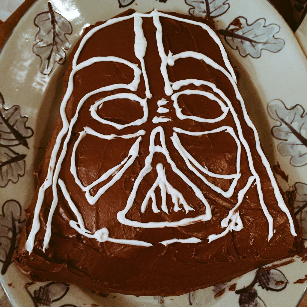 simoncowart's tweet image. My best man/brother doing #MayThe4thBeWithYou properly.