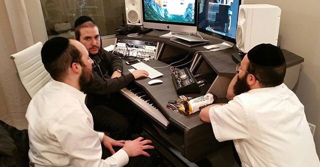 Some heavy stuff cooking for <a href="/MenachMoskowitz/">Menachem Moskowitz</a> album at <a href="/sonicduoinc/">Sonic Duo</a> with <a href="/mendypiano/">Mendy Hershkowitz</a> <a href="/BlueRhythmLabel/">Blue Rhythm Label</a> <a href="/breuerchesky/">Chesky Breuer</a>