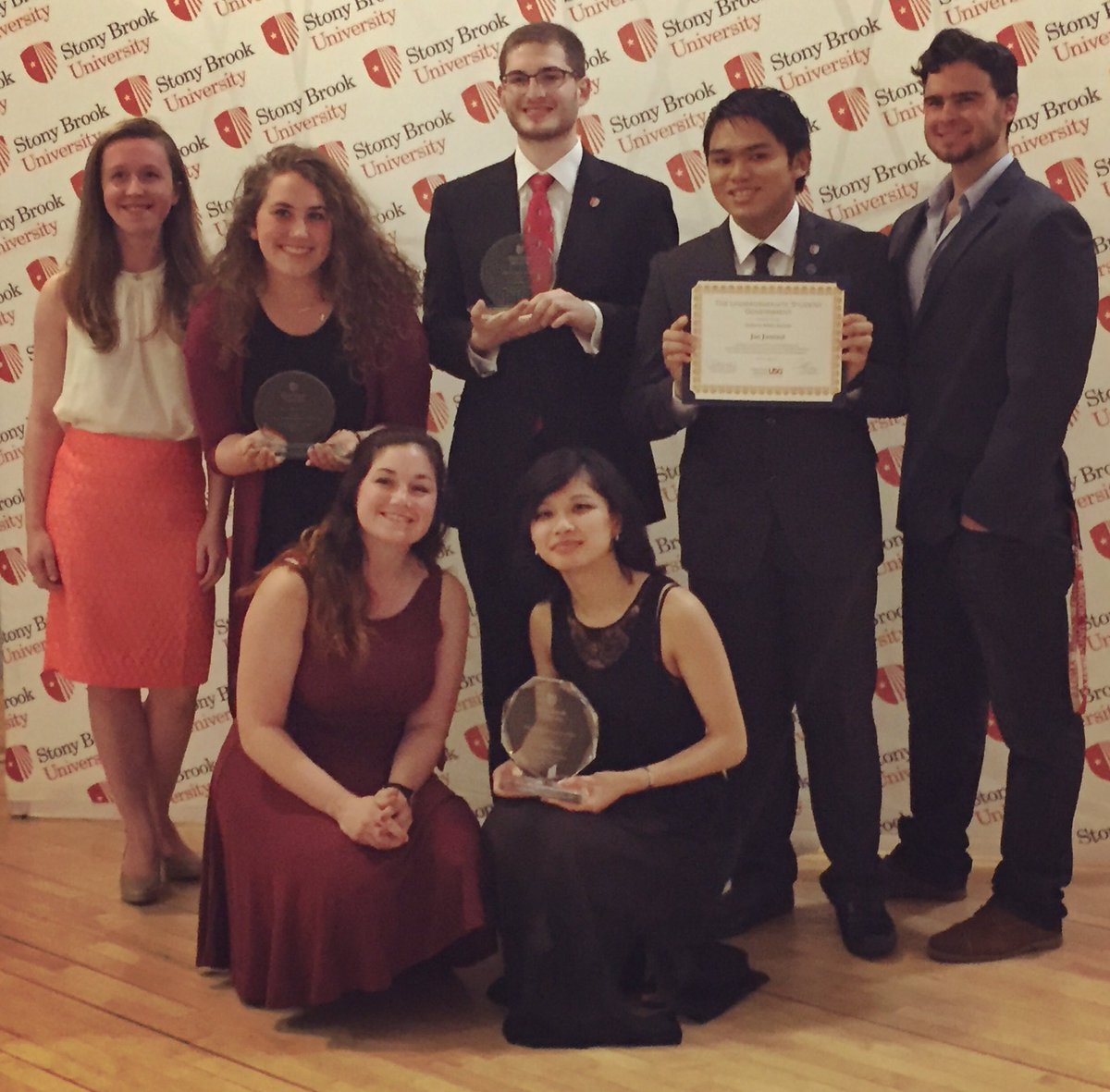 StonyBrookCSA's tweet photo. What a team! 💯👌 #StudentLifeAwards #SocialProgramAward #anothaone #🏆 #Relaxathon2k16 #CSA #SBU https://t.co/H2Cap4HCwZ