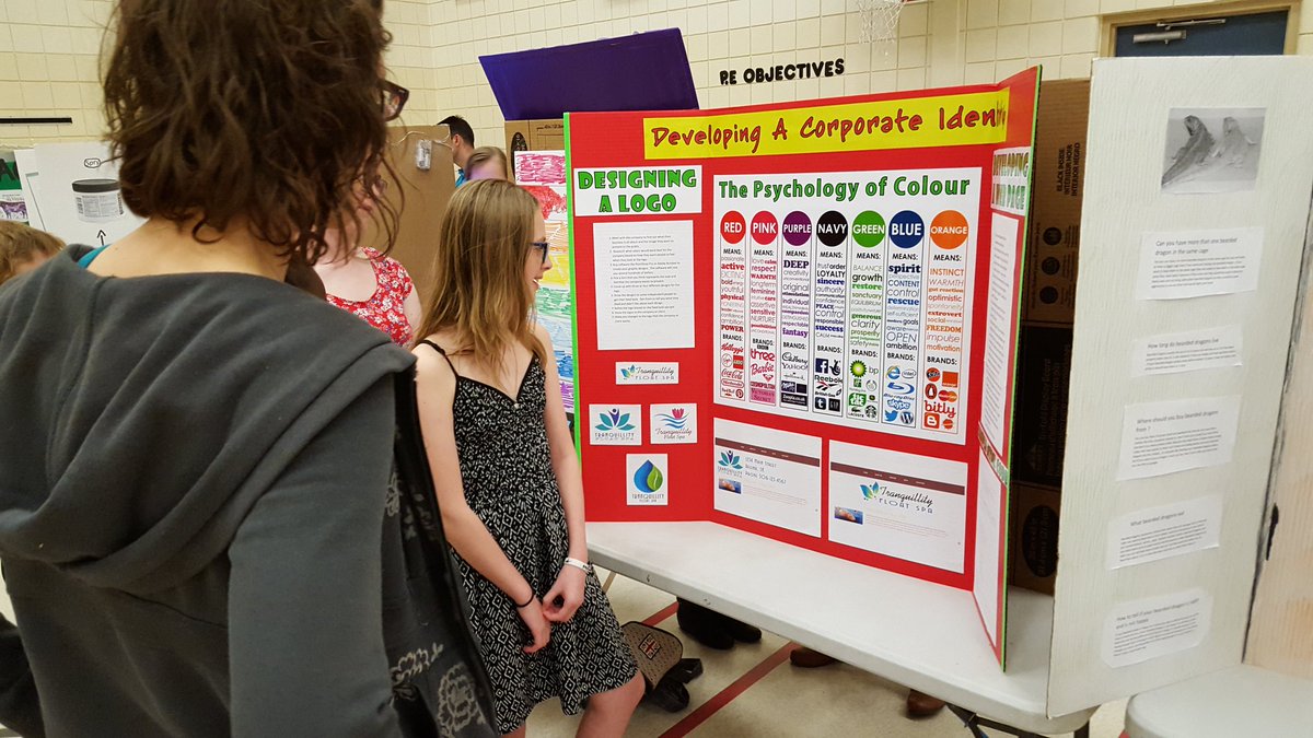 StMargRCSD's tweet photo. A great night! Thank you students, staff and families! #inquirylearning #inquiryfair @RCSD_No81 https://t.co/vmmL6QLoJx