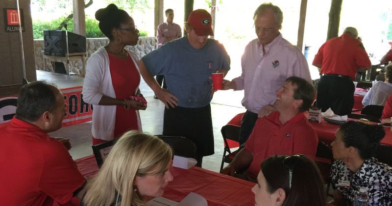 KirbySmartUGA's tweet photo. It was great hanging out with a bunch of passionate Dawgs in Macon! #GoodToBeHome #CommittedToTheG https://t.co/cfCXBnlFJn