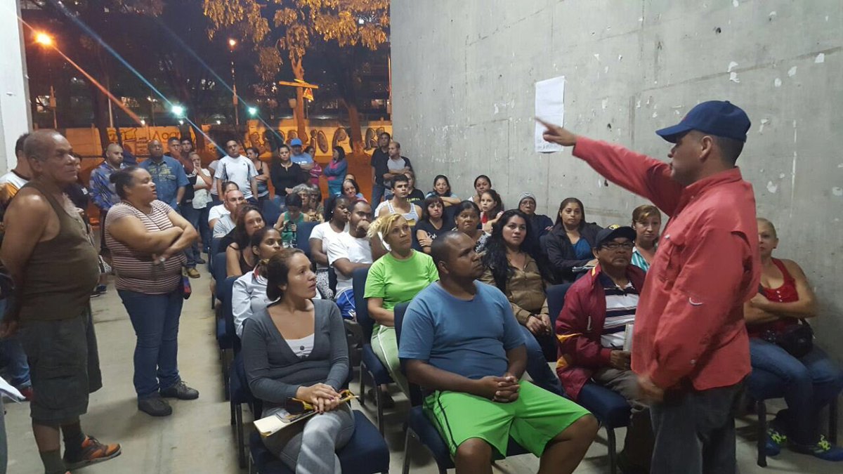 MQuevedoF's tweet photo. Vamos a sumar esfuerzos en la GMVV para el Ahorro Energético! Consumir lo necesario es la clave. Unidos Venceremos! https://t.co/8DpyypQIxG