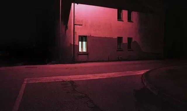 deep_aesthetics's tweet photo. Her name was Alexandra https://t.co/xqR4CrEpqx