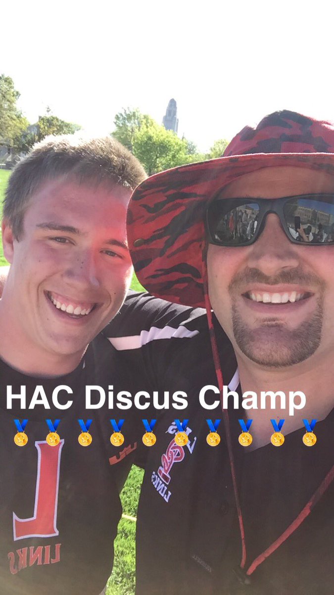 VirtualVarley's tweet photo. ..... And a today we claimed the HAC Discus Champ! 🏅@Kota_Bear44 #discus #HACchamp #nicethrows https://t.co/WjsXZc3VQy