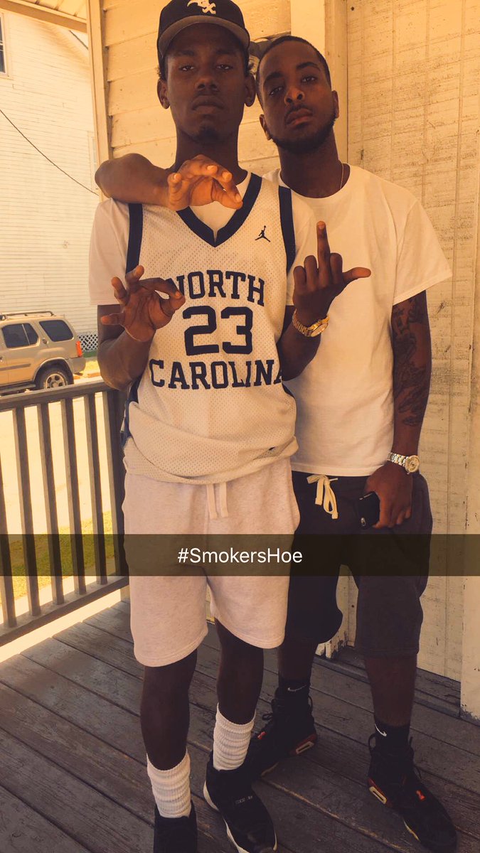 MalxFloater's tweet photo. #OnlyFlyShit 😈✈️ @Cloud7_ https://t.co/XoGhi5gcY3