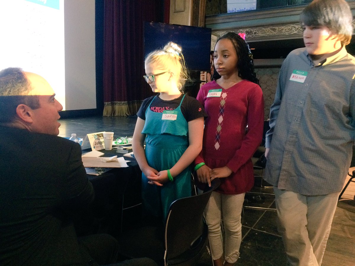 SharlaFalodi's tweet image. Talk future plans w/ @JackNigro, @MPyo's own kids into life hacks, &amp;amp; bathing in Kool-Aid w/ @shayman #MSICEdAppHack