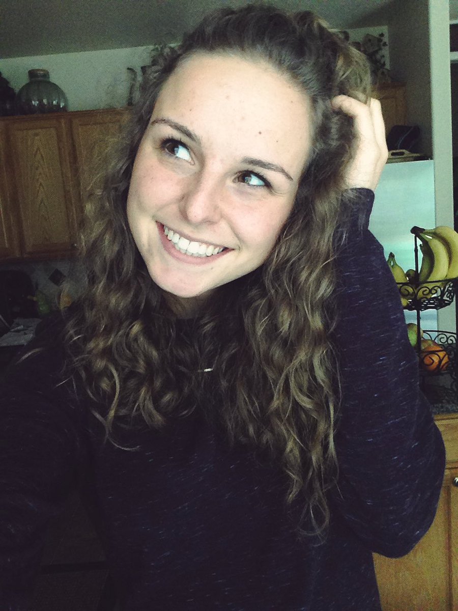 CassidyMoore_28's tweet photo. Double 💁🏼 https://t.co/HKRxoTJs08