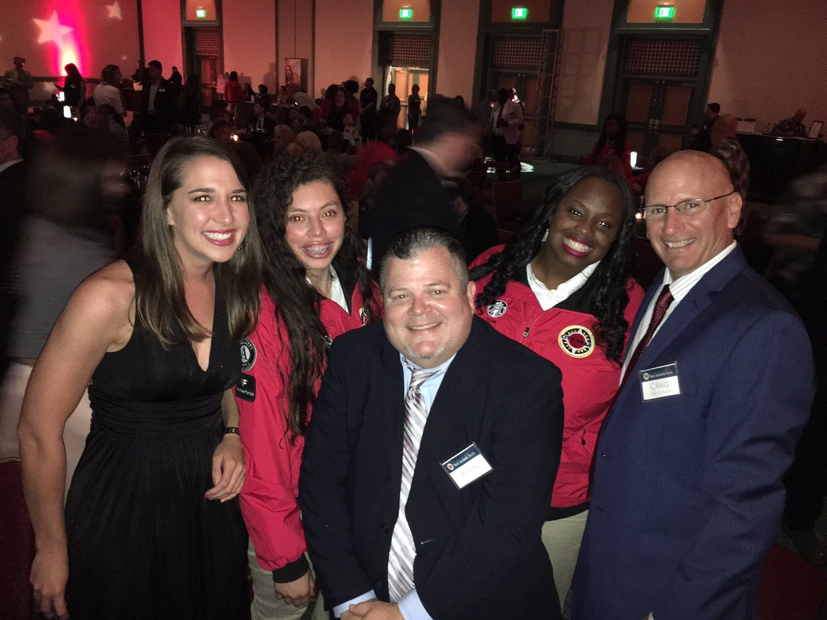 JillJmurdock's tweet photo. CYO Red Jackets Rock Thank you for inspiring so many #makebetterhappen https://t.co/g807aWospZ