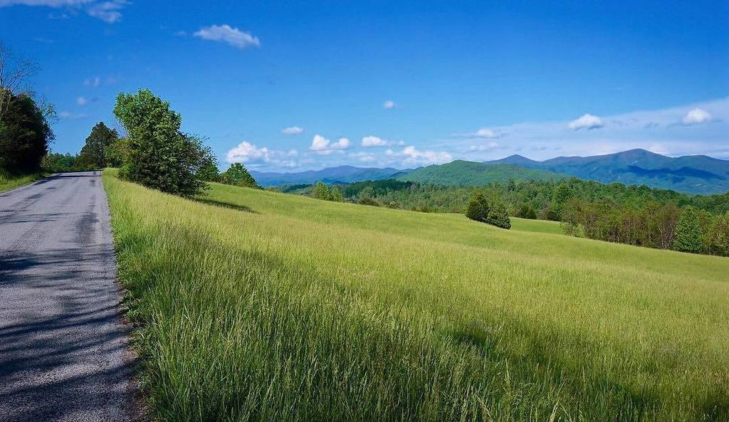 Roanoke_Outside's tweet image. Cool pic from @amyhunter78 #roanokeoutside #blueridgeday