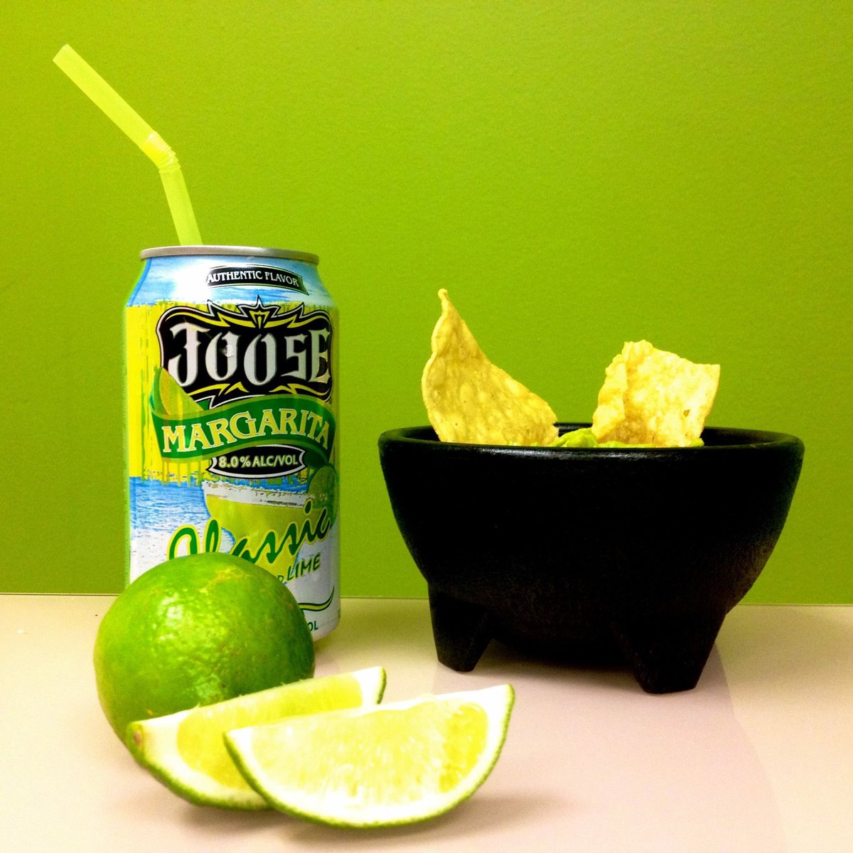TeamJOOSE's tweet photo. #JOOSE Classic #Margarita + #Guacamole and Chips are the the best combo ever! #JOOSELIFE #TeamJOOSE #LateNightSnack https://t.co/3jgu35Vj51