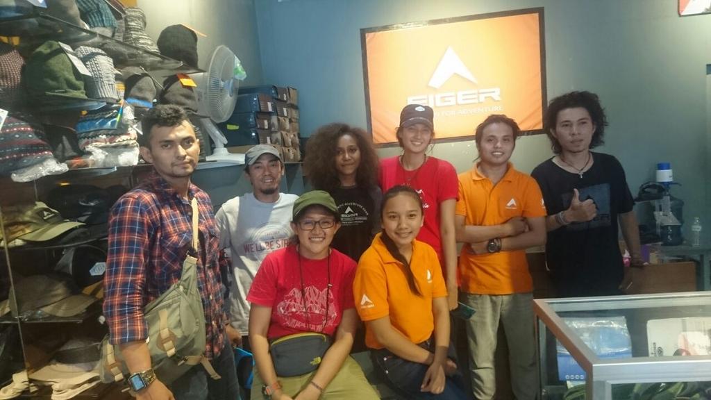 eigeradventure's tweet photo. Mari kita dukung dan doakan bersama semoga pendakiannya lancar dan selamat kembali pulang. #EigerAdventure #aksa7 https://t.co/1UYw2TeZ2T