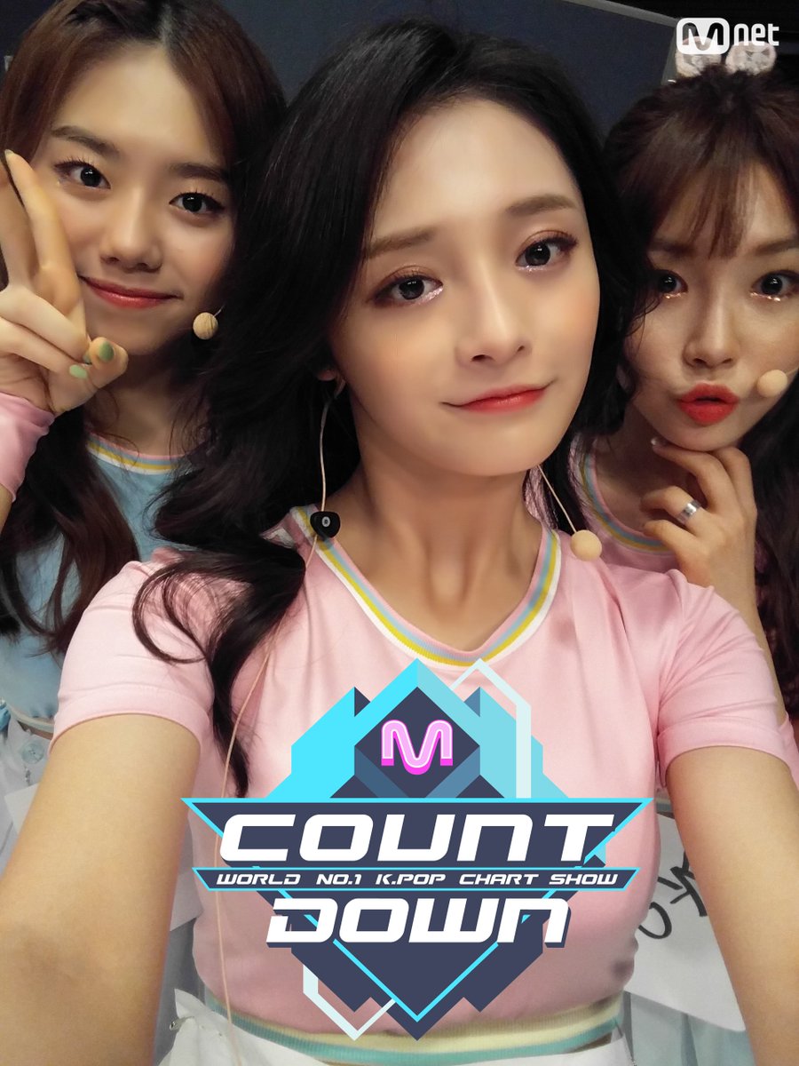 오늘자 엠카운트다운 I.O.I 셀카.jpg | 인스티즈