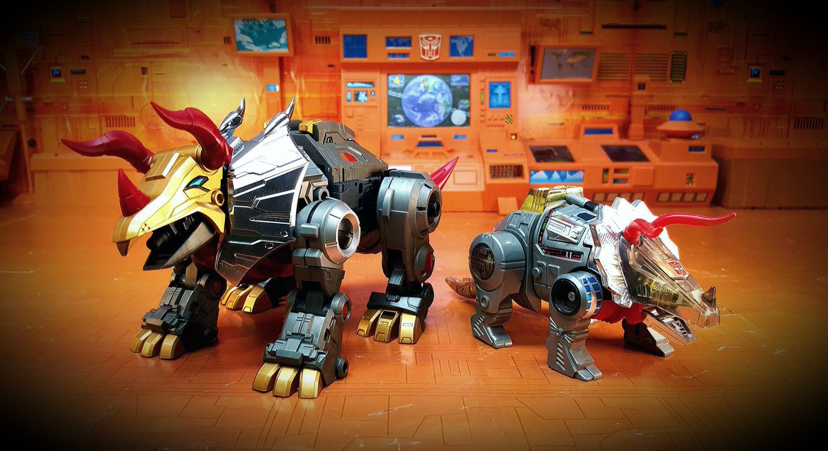 dogcades's tweet photo. finally opening this guy #slag #fansproject #cubrar #ler02 #lostexorealm (G1 comparison) https://t.co/WiUJDWBxqG