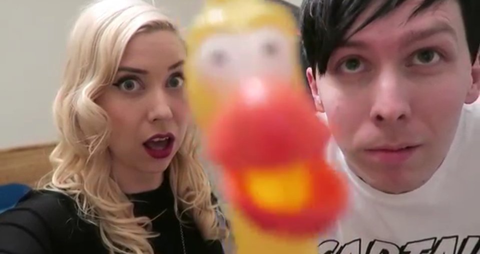 PhotosOfPhil's tweet photo. Phil and Hazel aw https://t.co/NlutZcvLMD
