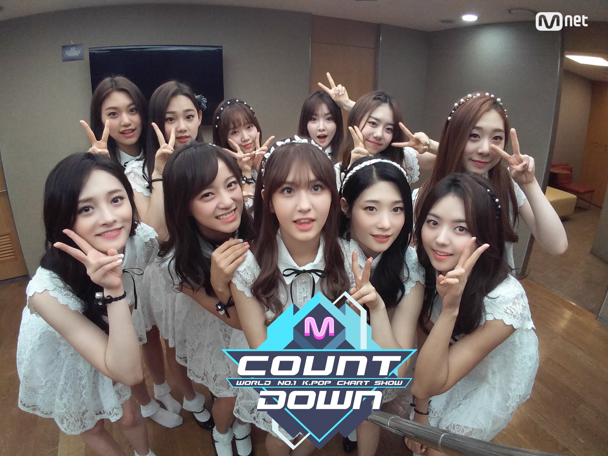 엠카 트위터에 올라온 오늘자 I.O.I 셀카 | 인스티즈