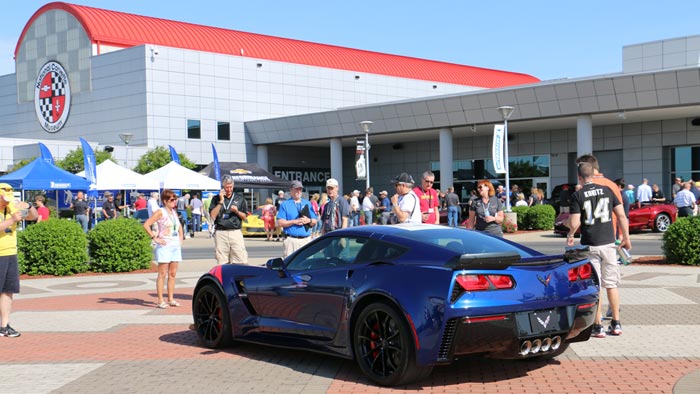 CorvetteDNA's tweet photo. What's new with the 2017 Corvette?  https://t.co/qef8jatDSd https://t.co/FihWlrpLZw