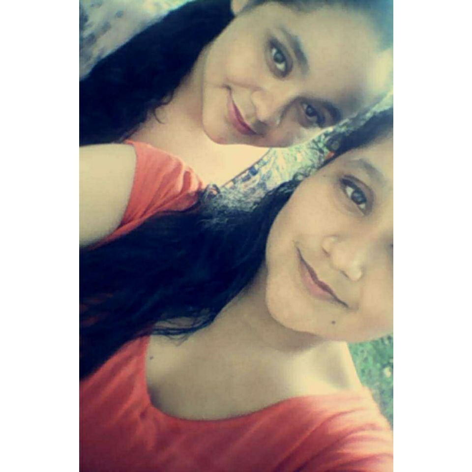 Anilopez05's tweet photo. Add me Anamartinez05 snapchat *-* 
@conmihermana bellas <3 https://t.co/ScnJBrJSzH