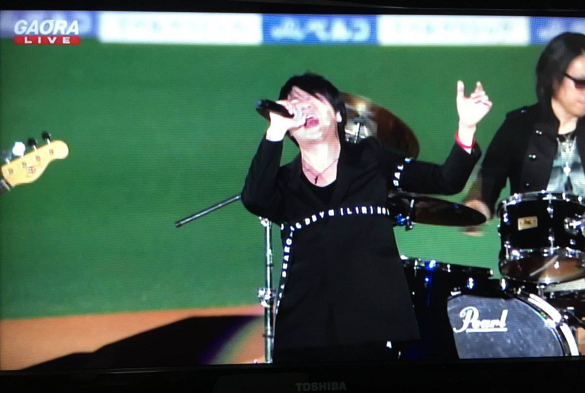 ant_tekko's tweet photo. TAKUROさん渋カッコイイ
JIROさん緑メガネ!
HISASHIさんキレイ
TERUさんまあr
#GLAY #ファイターズ #supernovaexpress2016
#あのヒモなに? https://t.co/ze4t9GfexI