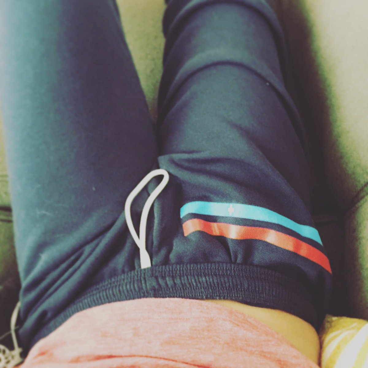 ni_ce_tee's tweet photo. Living in these pants. 

#NiceTee #BeNice #SpreadNice #Retro #Sweatpants https://t.co/v9BN1BuiXx