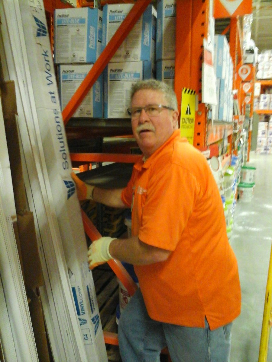 Justin rocks the proper PPE while doing a project...nice new glasses btw. #glovessavehands  @met179  <a href="/AmyMETMidwest/">Amy Santin</a>