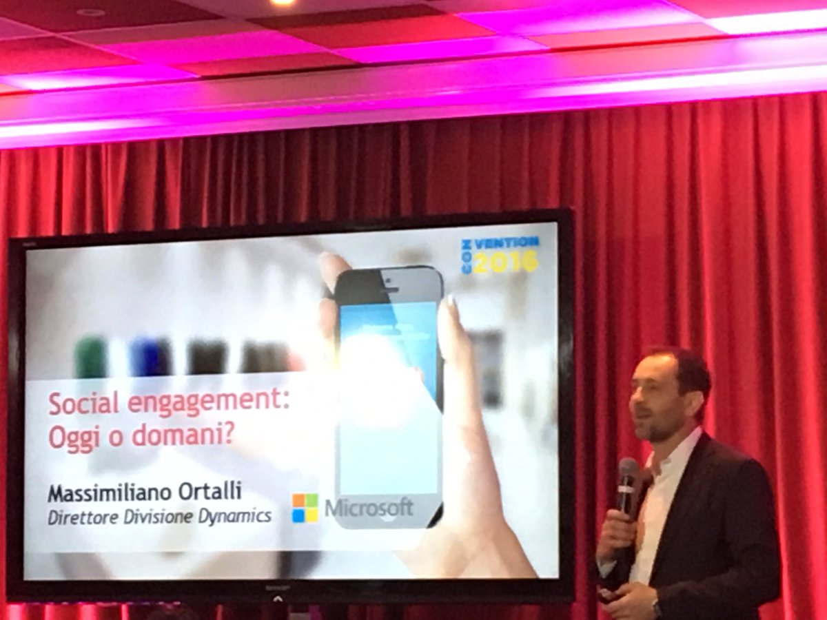 lorenzosala's tweet photo. @MaxOrtalli speech at @VarGroup convention in #cervia. @MSFTDynamics @microsoftitalia @NTT_Italy @valebuttaroni https://t.co/L6wPMk7pf2