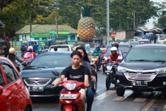 NET. Waze tweet media