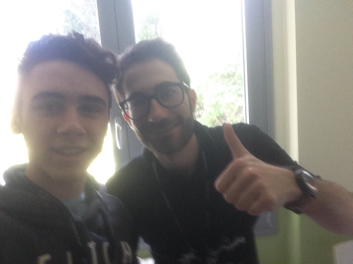 MerceFito's tweet image. Cuando hay buen rollo en un campus se nota, @KINGES57 con @Javier_NM  #DesafioEmprende