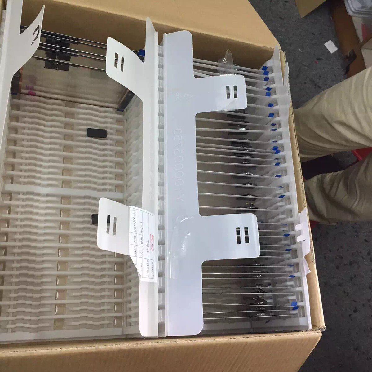 HiTeksource's tweet image. Foxconn Original iPhone Screen/ Samsung Screens