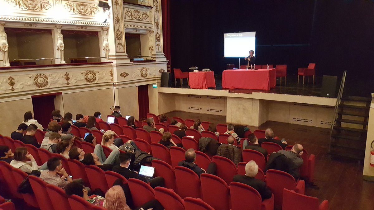 Alecavicchi's tweet photo. @cristinasantini explaining #wine #reputation #winescape at #iscfermo #mediterraneandiet #destinazionemarche https://t.co/6GTrXsb54H