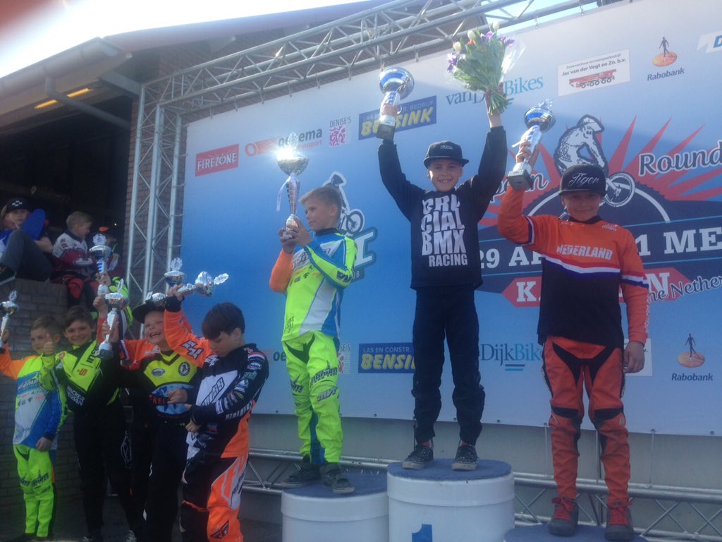 Victoria Hunt tweet media