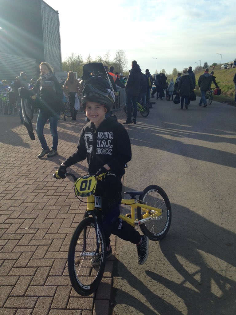 Victoria Hunt tweet media