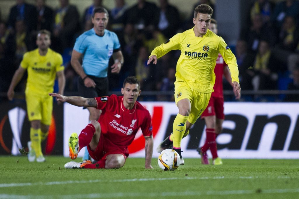 VillarrealCF's tweet photo. ➡️ PRÓXIMO PARTIDO 
⚽️ @LFC -Villarreal 
🏆 @EuropaLeague 
🏠 Anfield 
📅 Esta noche 
⌚️ 21.05 horas #LIVvVIL #UEL https://t.co/6NfKzLF8PN