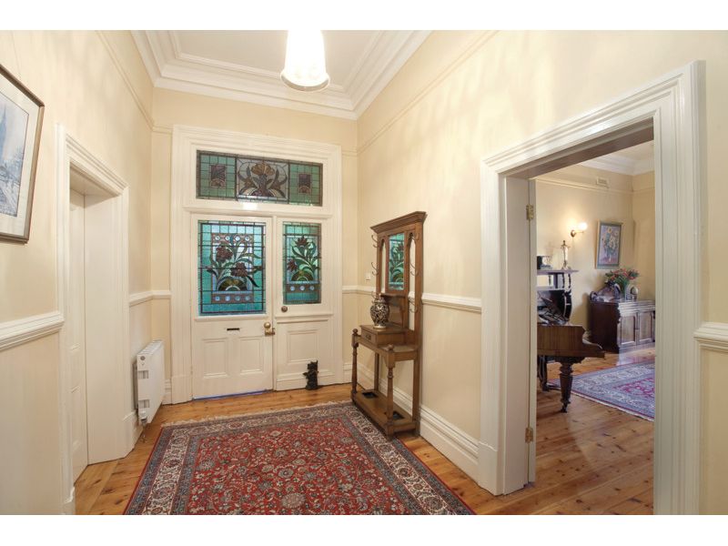 MOCA asking Mureskies/volunteers to help renovate new club premises (Sat's 11AM-3PM) email muresk@agriculture.org.au