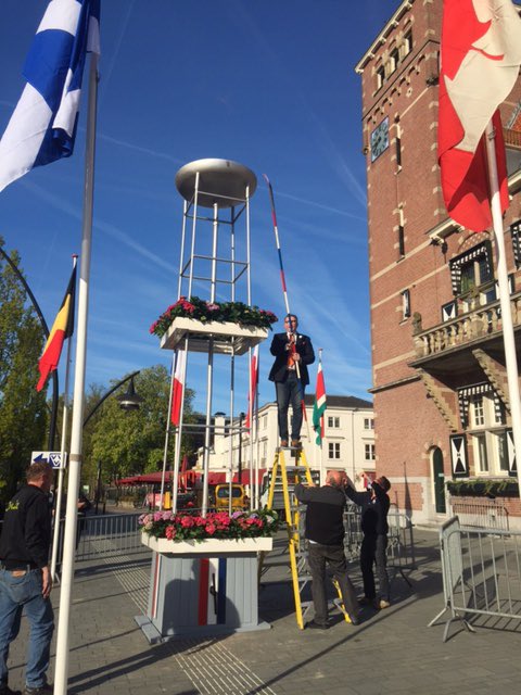 Het bevrijdingsvuur in Zeist is aan!