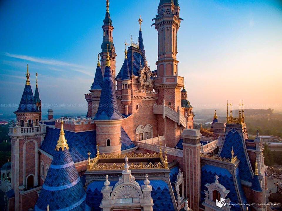 If these NEW aerial photos of #ShanghaiDisneyland's Echanted Castle don't WOW you, see a doctor! <a href="/ocdisney/">Denise Daly</a>