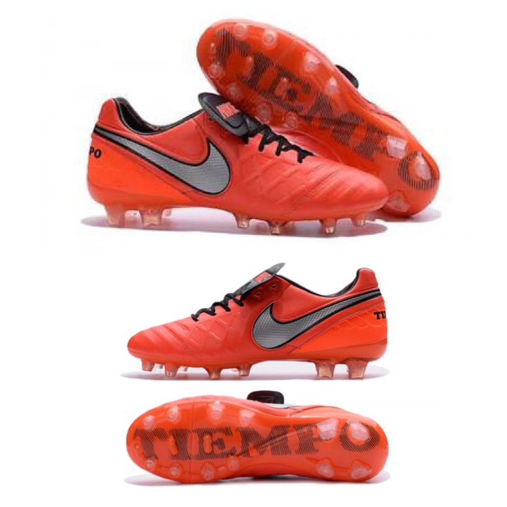 parta_shoes's tweet photo. Nike Tiempo Legends VI Crimson. 39-45. Made In Vietnam. Harga 350 RIBU.

SMS/WA : 0856-9950-952
BBM : 5521494F https://t.co/ZJY1BUnZFJ