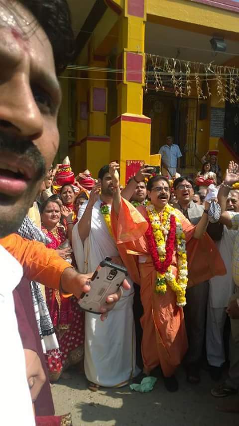 ashok_choudhry's tweet photo. श्रीराधे राधे https://t.co/NQAn7NT6vv
