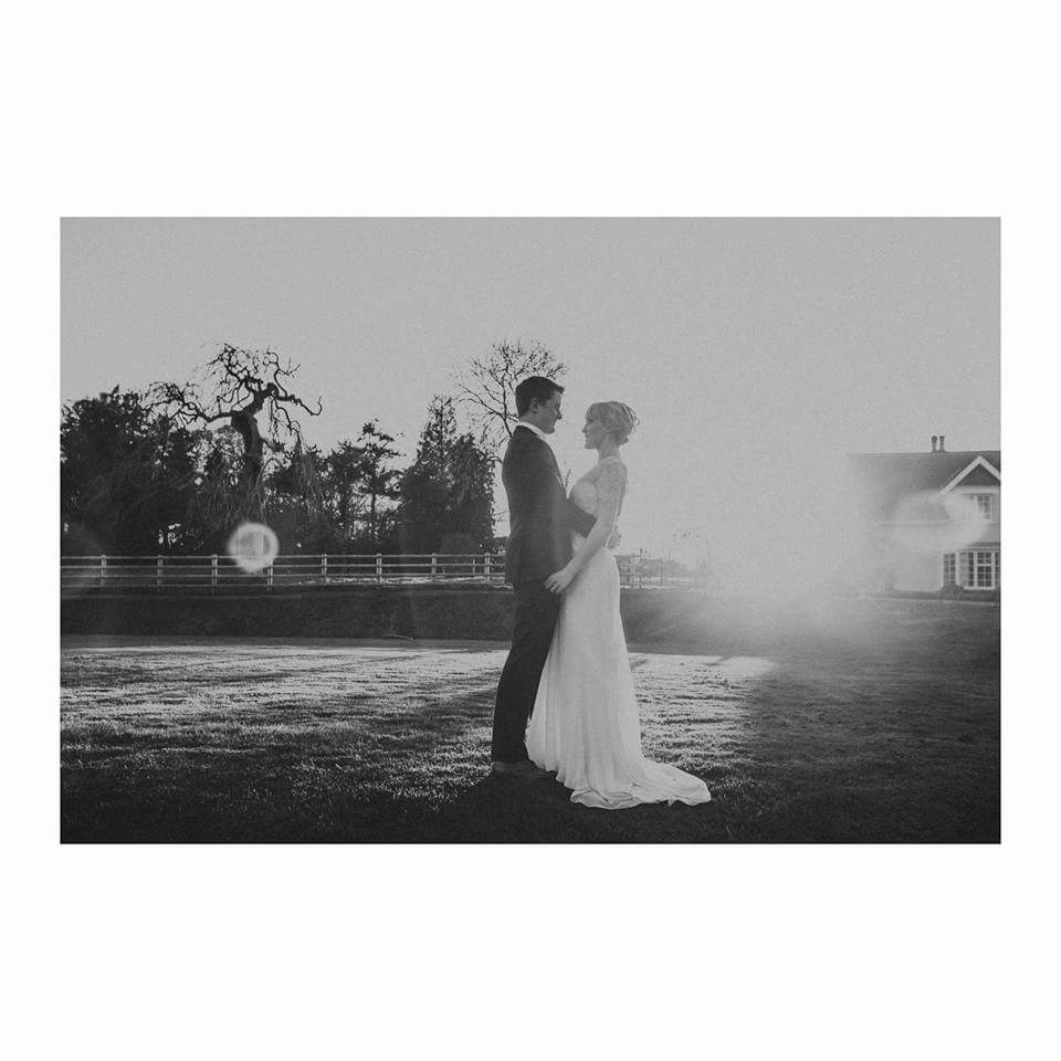 uptonweddings's tweet image. Beautiful moment captured by @AThingLikeThat_  of the new Mr &amp;amp; Mrs Harris married at Upton on Saturday #uptonloves
