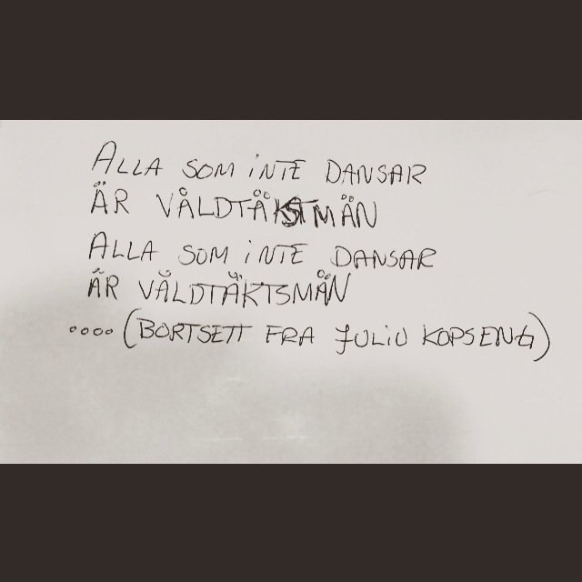 adamwickedhus's tweet photo. Innafor #rasshøl https://t.co/jRVkc0IJcw