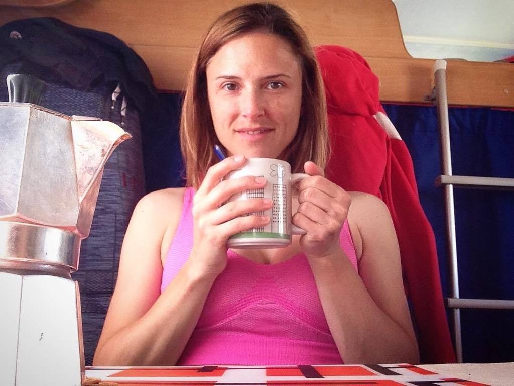 elenamartinello's tweet photo. It's #coffeetime! ☕️ #camperlife #livinginacamper #caffeine #coffepower #sixs #mug #girlpo… https://t.co/BhrXF7nJgE https://t.co/8qQwLRcyYt