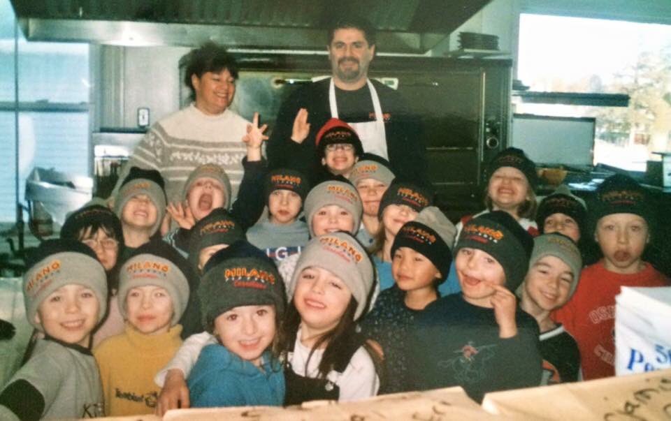milanopizza1's tweet photo. #TBT 2000 in #Casselman grd 1 Ecole Ste Euphemie
#Ottest https://t.co/IPxKxNYKnS
Little #Pizzachefs #Pizza #Ottawa https://t.co/iZ5jSNyi14